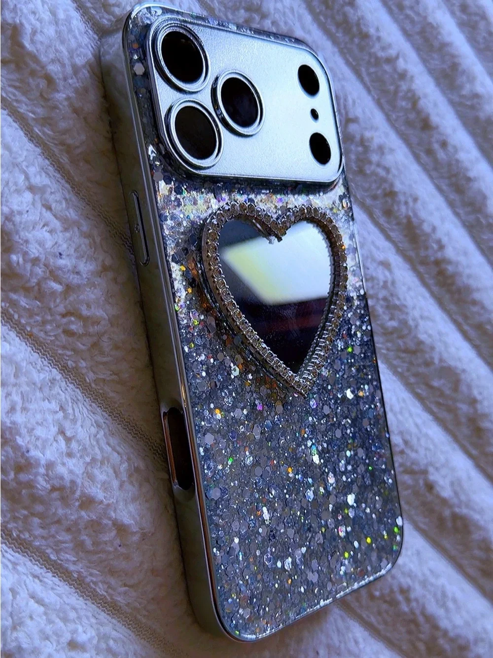 Apple dazzling silver